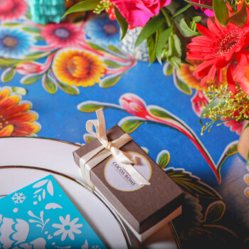 3 Piece Chocolate Favors<br>
Cocoa Rome<br>
$7 Chocolate Favors