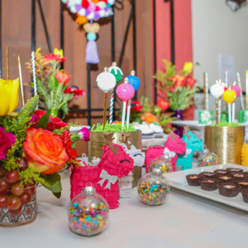 Gold Vases & Wooden Boxes<br>
Portofino's International<br>
coming soon Gold Vases & Wooden Boxes