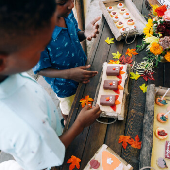 Custom Thanksgiving Treats<br>
Custom Sweets by Z<br>
$45 Thankgiving Treats