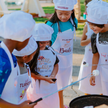 Custom Aprons<br>
Zero Flocks Given<br>
$25 Custom Aprons