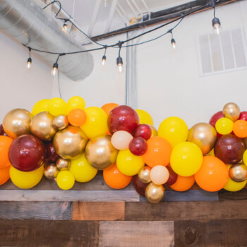 Balloon Garland<br>
Designz & Dekor by LaLa<br>
coming soon