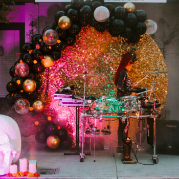 Large Balloon Garland<br>
Oh Wow Balloon Decor & More<br>
$400 Large balloon garland Oh Wow Balloon Decor & More